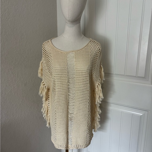 Lucky Brand Sweaters - Lucky Brand Women's Poncho‎ Frill Trim Size L Cream NWT 100% Cotton